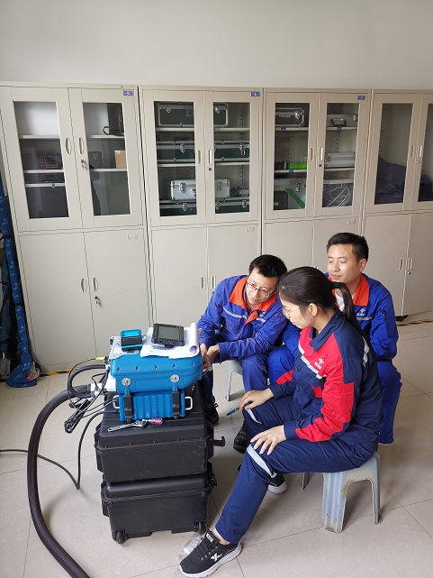 云南云天化公司pf-300非甲烷总烃分析仪原装版交货-青岛环控